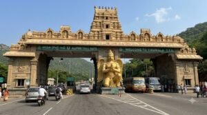 massive Alipiri Toll Gate (with the Garuda statue) right under